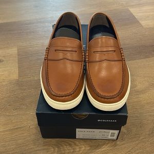 NWT Cole Haan Nantucket Loafer
